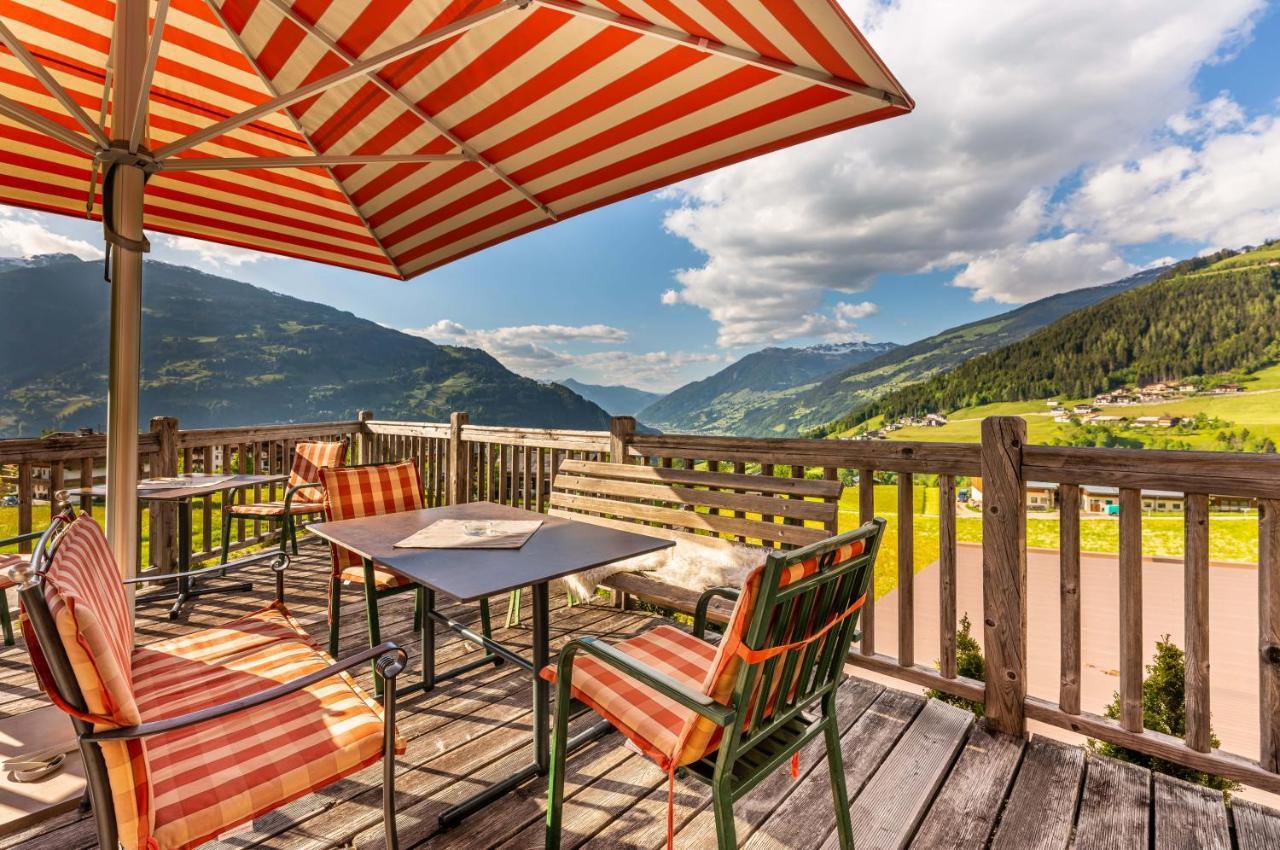 Alpen Wohlfuehlhotel Doerflwirt Hainzenberg Zewnętrze zdjęcie