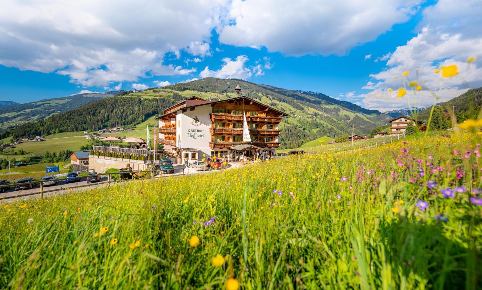Alpen Wohlfuehlhotel Doerflwirt Hainzenberg Zewnętrze zdjęcie