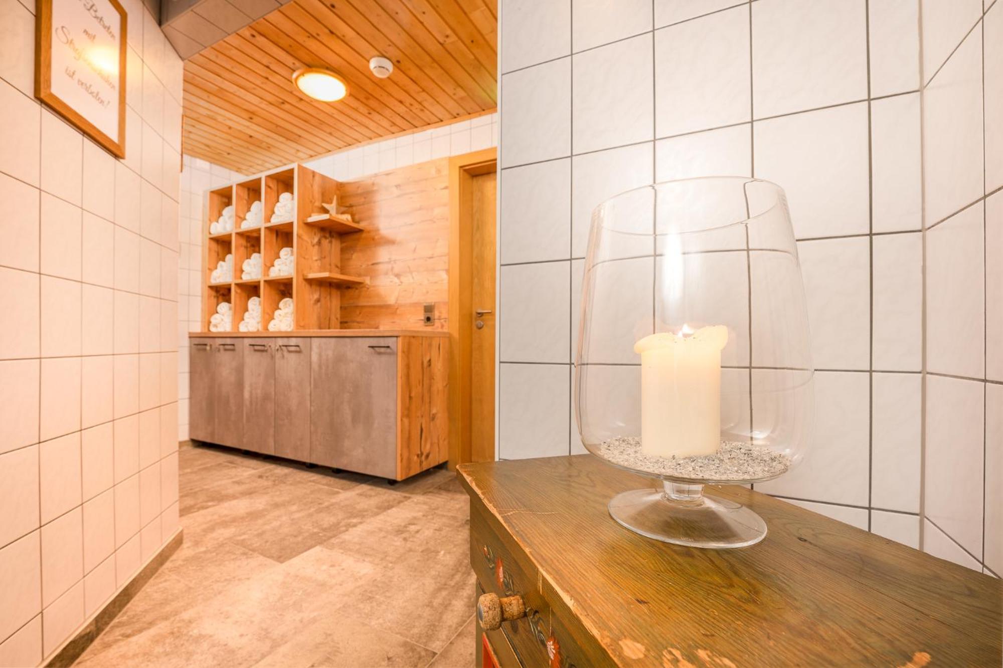 Alpen Wohlfuehlhotel Doerflwirt Hainzenberg Zewnętrze zdjęcie