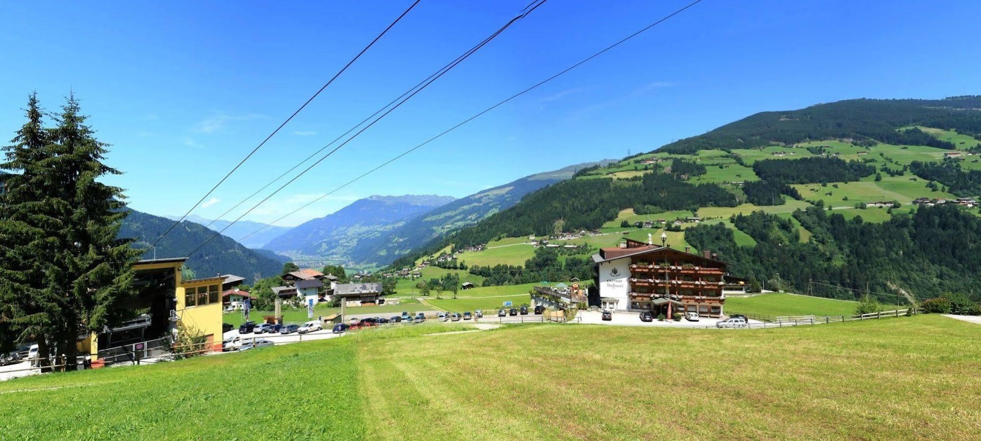 Alpen Wohlfuehlhotel Doerflwirt Hainzenberg Zewnętrze zdjęcie
